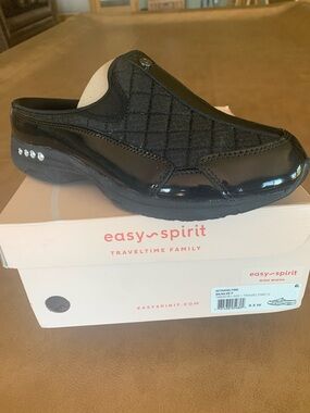 New Easy Spirit TravelTime Black Quilted Patent Slip-On Clog Size 8.5 Wide